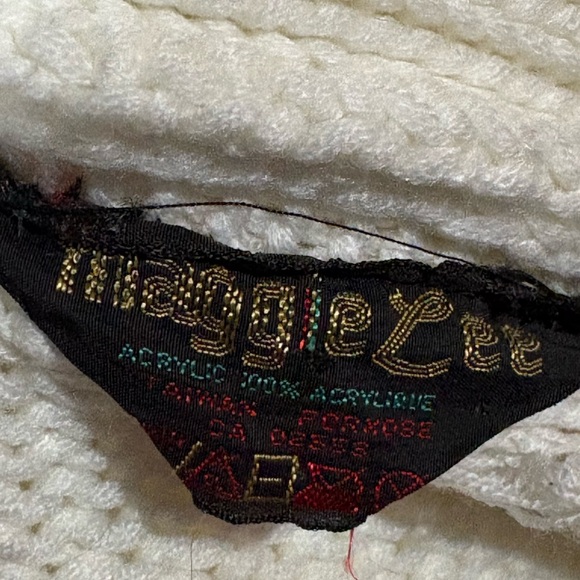 VINTAGE Knit Cardigan - Picture 3 of 6